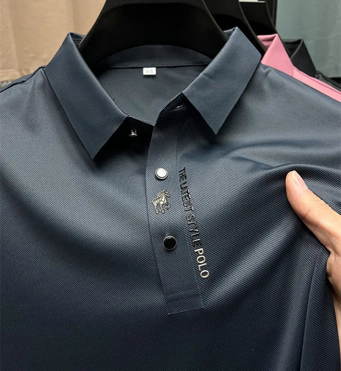 Vielseitiges Herren Regular Fit Poloshirt für Casual- oder Business-Anlässe, faltenfrei & knitterarm.
