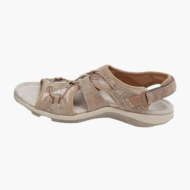 Nahaufnahme des atmungsaktiven Materials der Damen Outdoor Sandalen mit ergonomischer Fußgewölbe.