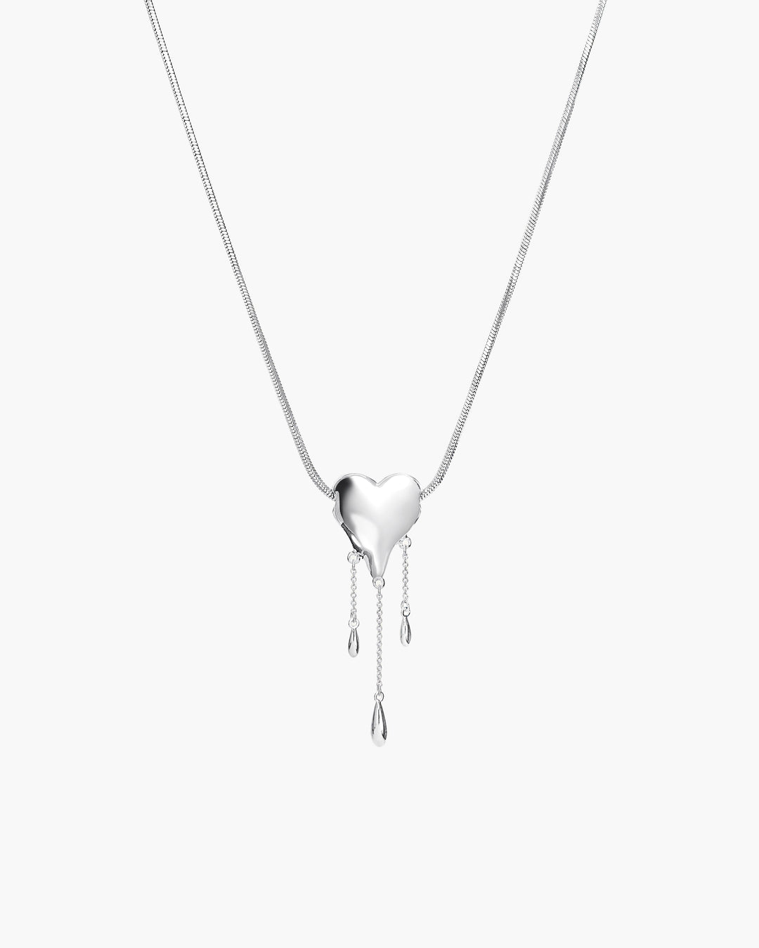 Elegante Damenhalskette mit glänzendem Herz Anhänger aus wasserfestem, hypoallergenem Edelstahl.