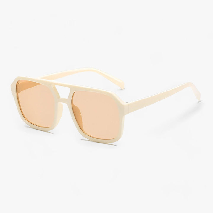Schicke Retro Sonnenbrille eckig, oversized. Trendige Unisex Brille mit UV-Schutz für Damen und Herren im Sommer.