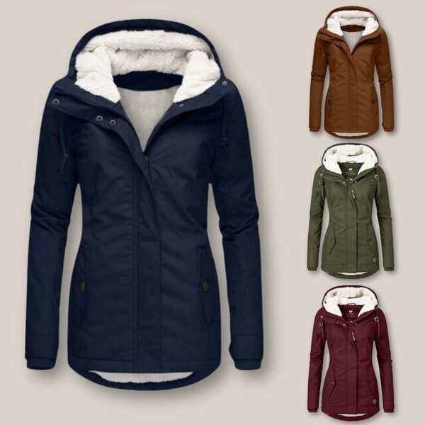 Robuste Damen Herbstjacke, regenfest & warm. Optimal für wechselhaftes Wetter, gefütterte Oberbekleidung.