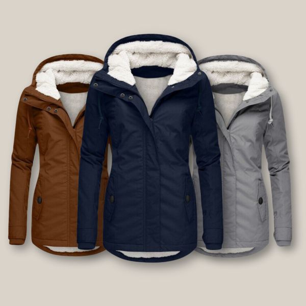 Regenfeste, warme Damenjacke, ideal für ungemütliches Herbstwetter. Schützt zuverlässig & sieht gut aus.