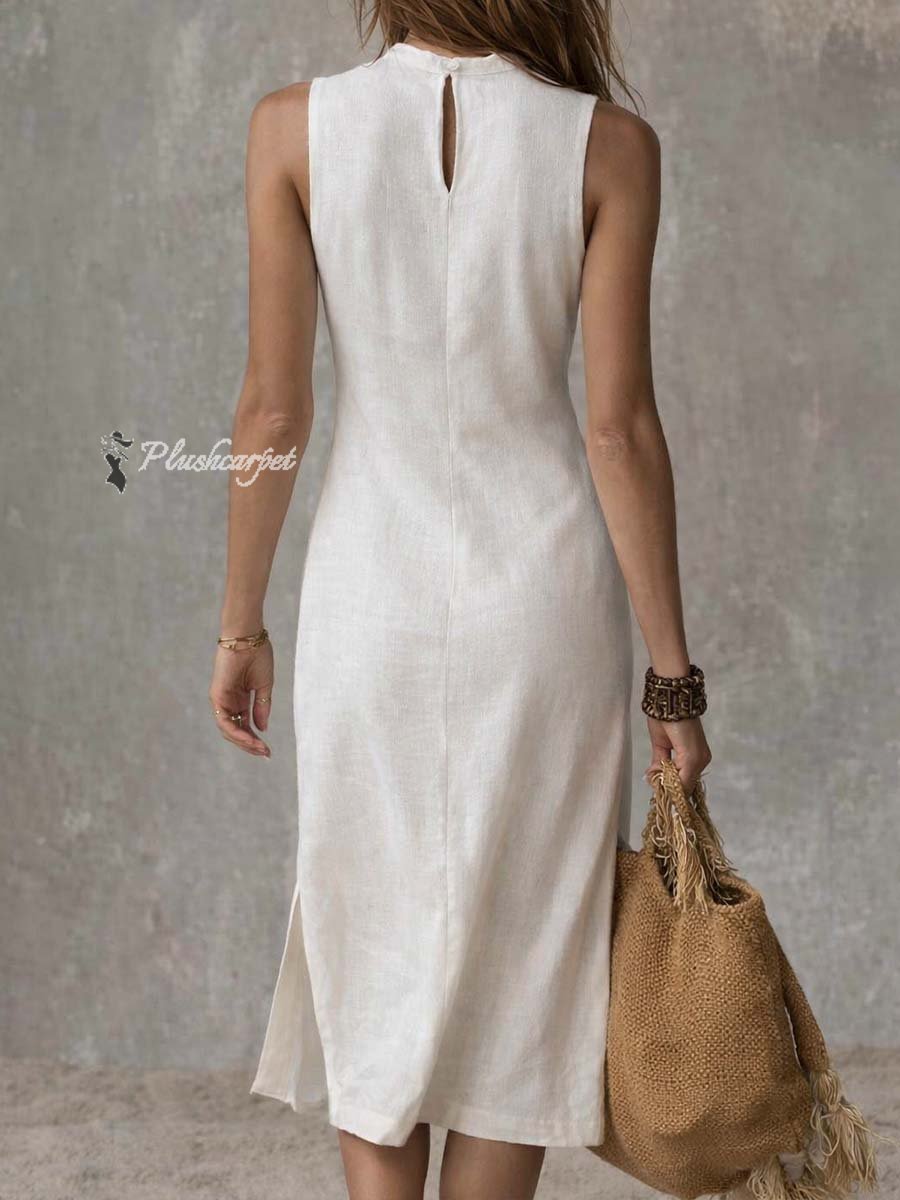 Modisches Damen Midikleid mit seitlichem Schlitz & hohem Stehkragen. Ärmelloses, unifarbenes Design.