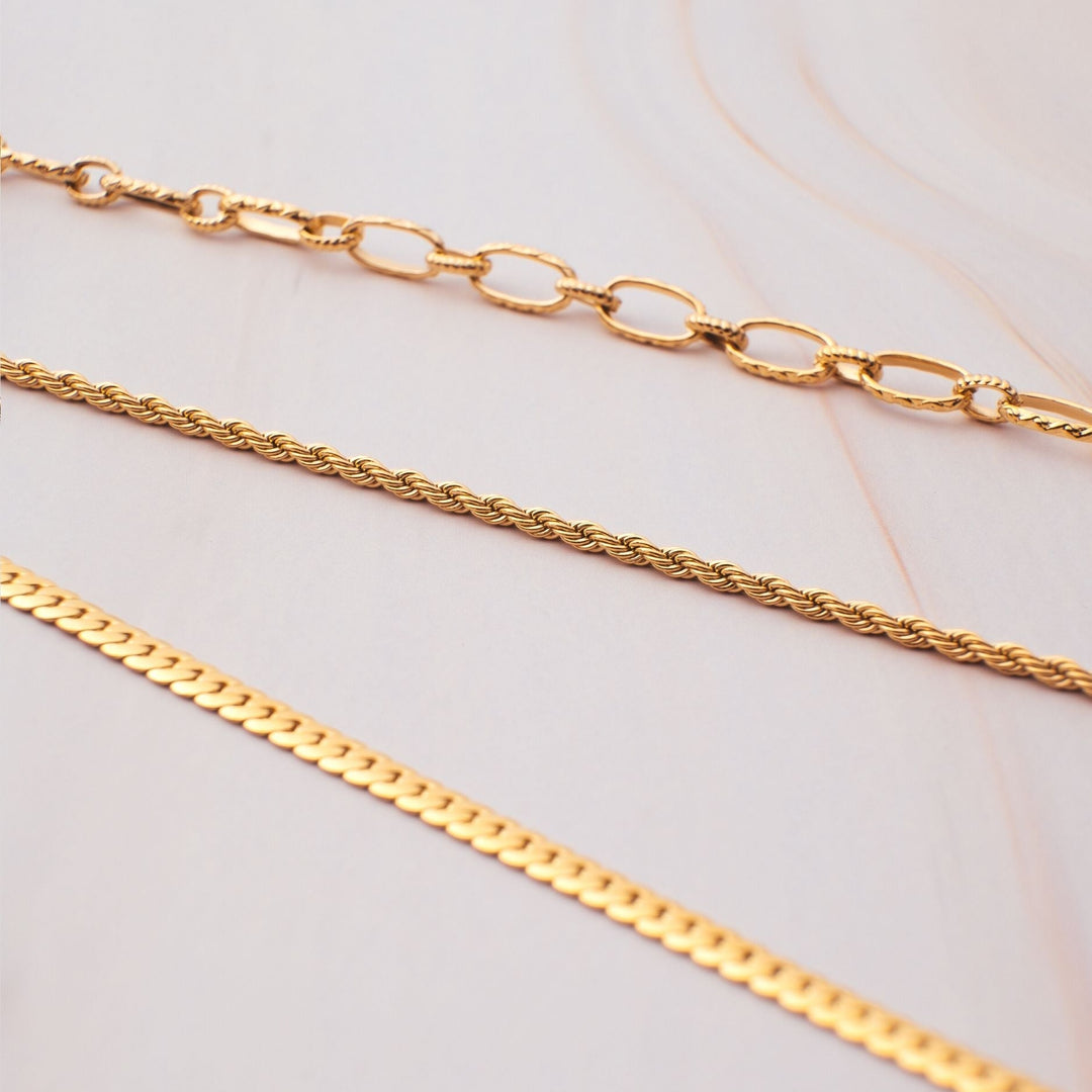 Damen Gold Rope Chain Halskette, 2mm. Wasserfest & hypoallergen, elegant für jeden Anlass.