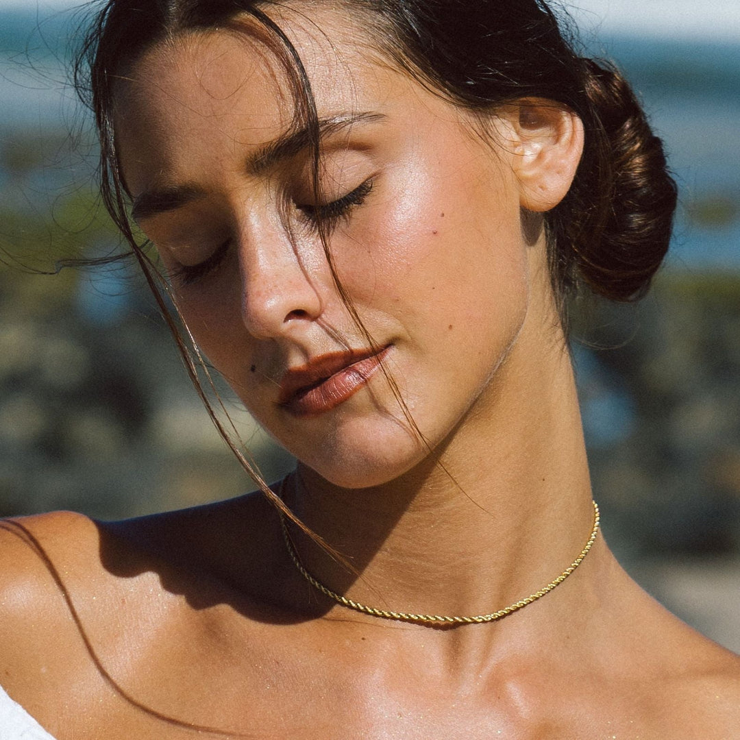 Zeitlose Damen-Halskette: 2mm Gold Rope Chain, wasserfest & hypoallergen, hochwertiger Schmuck.