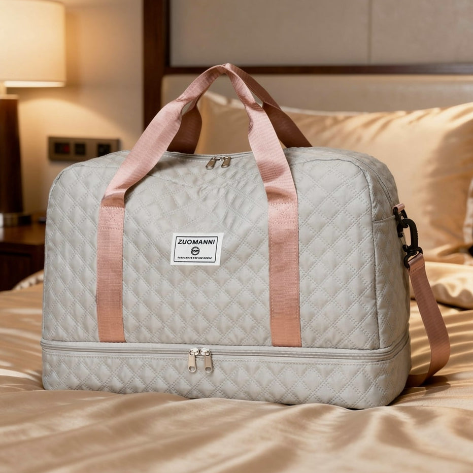 Große Sport- und Reisetasche, bietet Platz für alles Nötige inkl. Schuhe. Ideal für Übernachtungen.