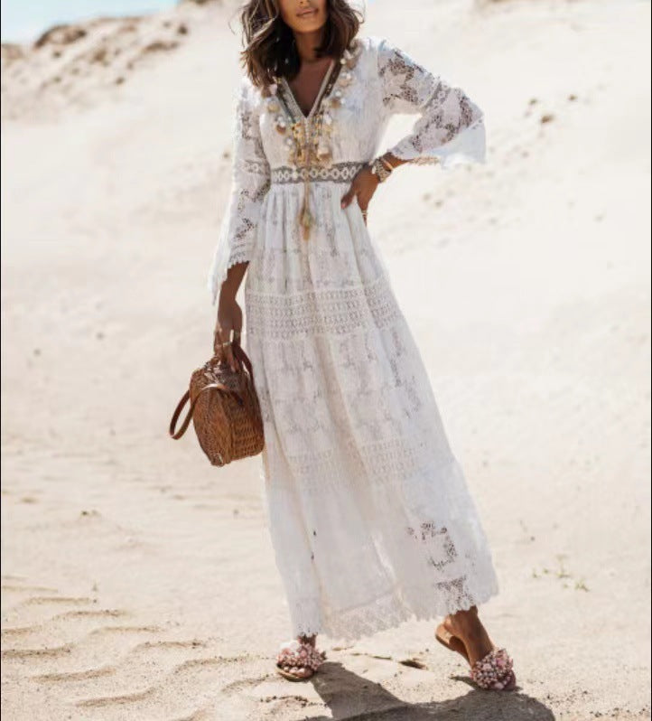 Schickes Damen Maxikleid im Boho-Stil. Bequemes Freizeitkleid & luftiges Strandkleid für heiße Sommertage.