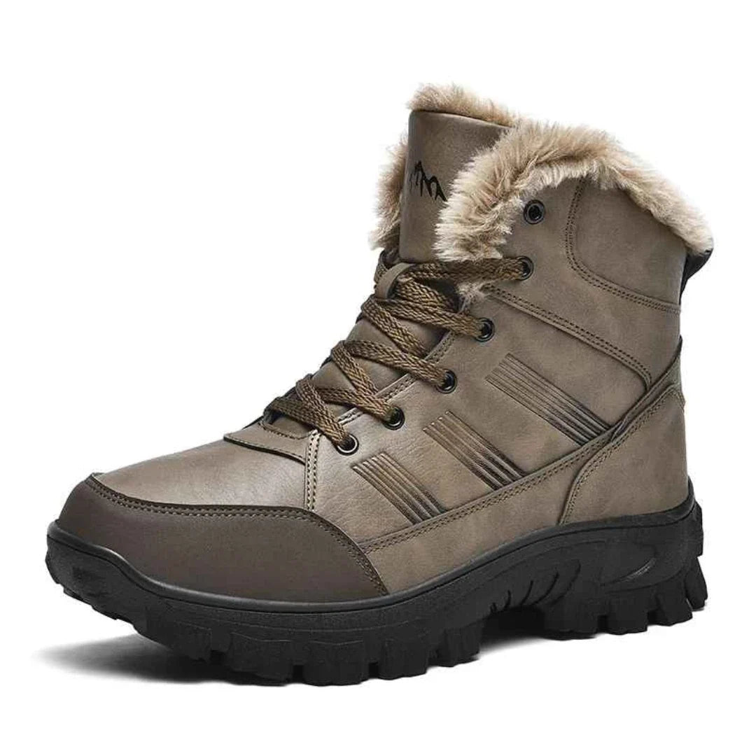 Warme, rutschfeste Damenstiefel in Braun. Gefütterte Winterstiefel mit Kälteschutz für den Winter.