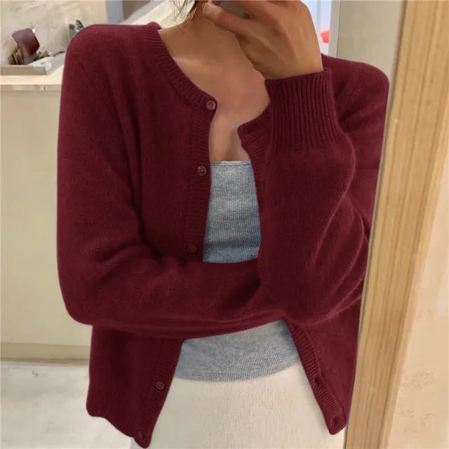 Damen Strickjacke in Einheitsgröße, modisch & offen geschnitten, perfekt für unkomplizierte Outfits.