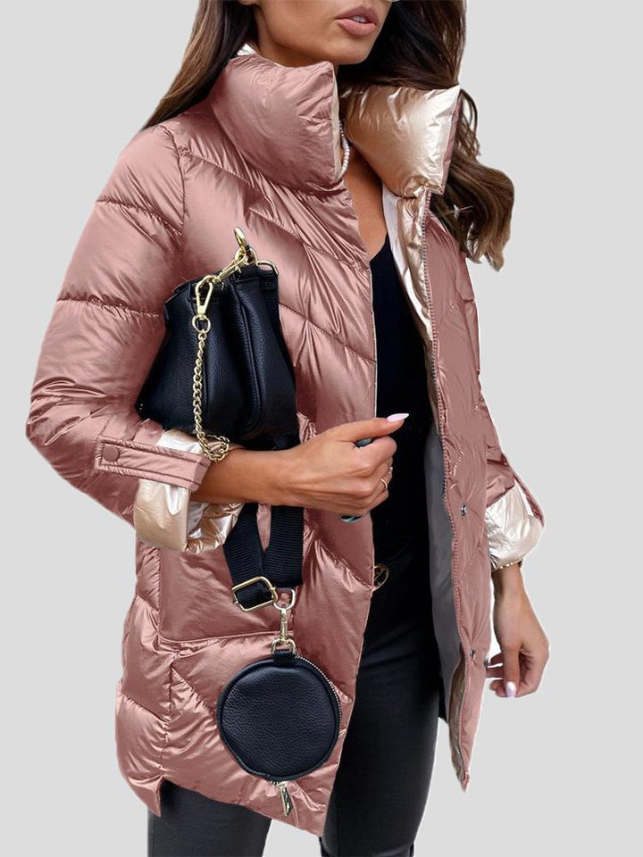 Modischer rosa Damen Puffer Wintermantel. Warme, elegante Winterjacke für Damen, perfekt für Outdoor.