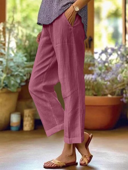Elegante und komfortable Damen Cropped Hose mit schmalem Bein, perfekt für vielseitige Business- oder Freizeit-Outfits.