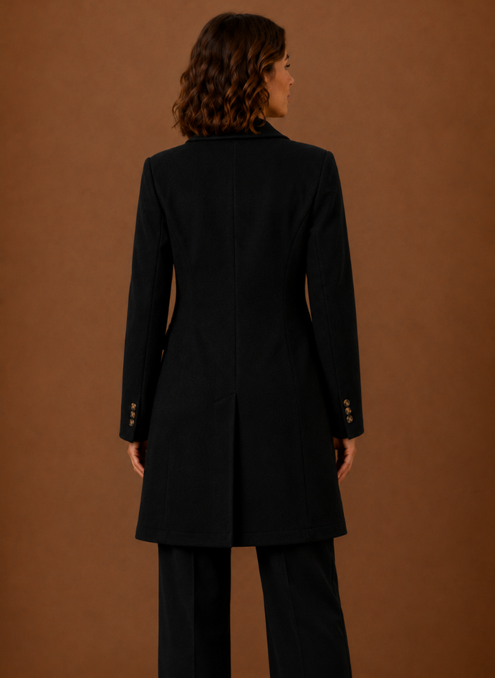 Warmer eleganter Damen Zweireiher Mantel lang für stilvolle Herbst- und Wintertage.