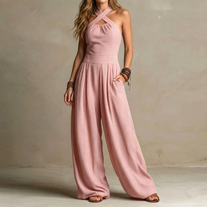 Damen Jumpsuit mit Halterneck und weitem Bein für einen stilvollen, modischen Auftritt.