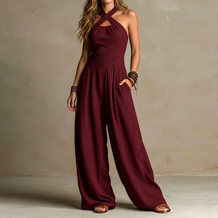 Eleganter Damen Jumpsuit mit Halterneck & weitem Bein, perfekt für Abendmode, Party & festliche Anlässe.