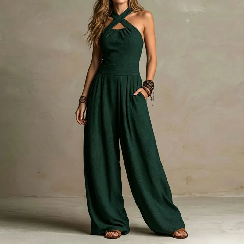 Leichter Sommer Jumpsuit für Damen, Halterneck & weites Bein, vielseitig für festliche Anlässe.