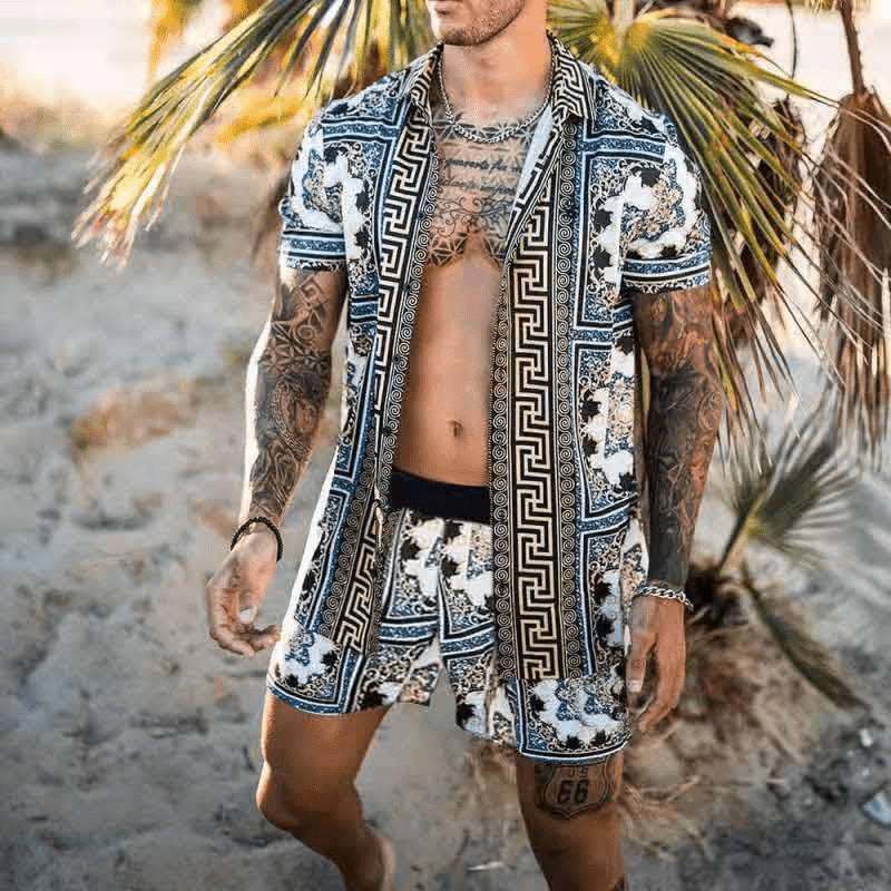 Stylisches Herren Sommer Set Malik mit einzigartigem Patchwork-Print, ideal für moderne Looks.