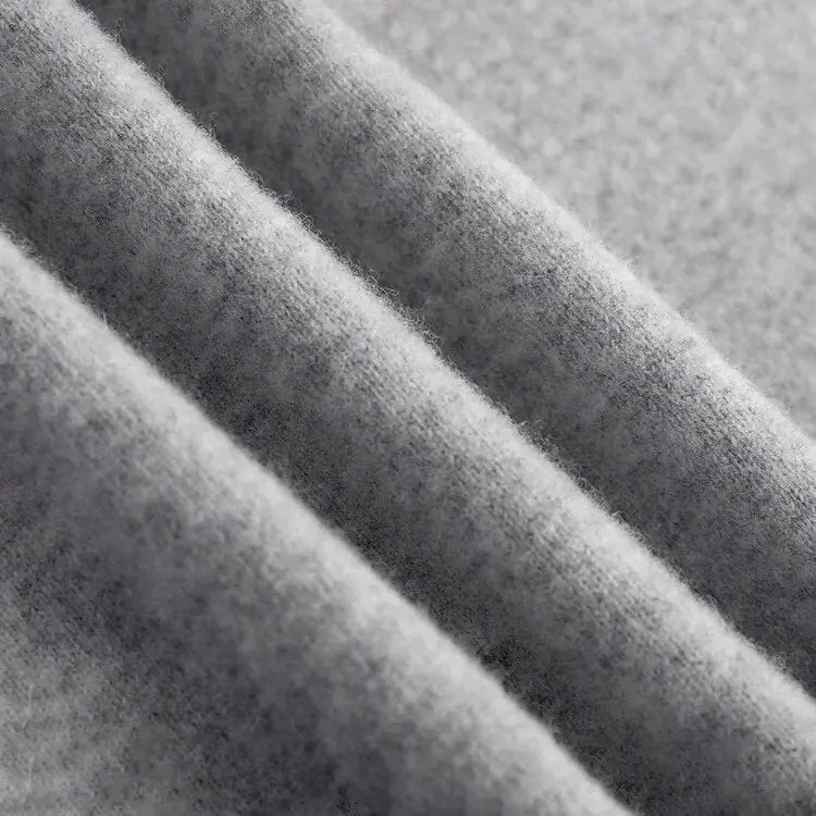 Vielseitige Herren Strickweste mit V-Ausschnitt für Casual-Looks und Layering.